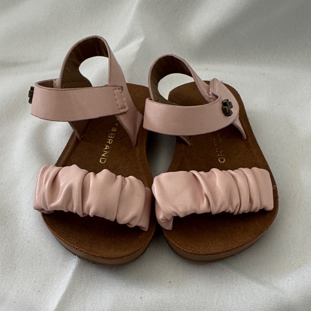 Lucky Brand Pink Kids Sandals with Ruched Strap